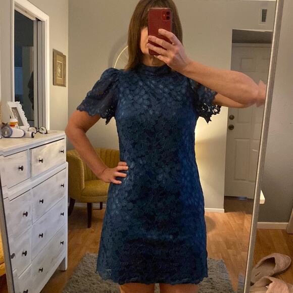 Eliza J. Flutter Sleeve Lace Dress - Picture 2 of 6